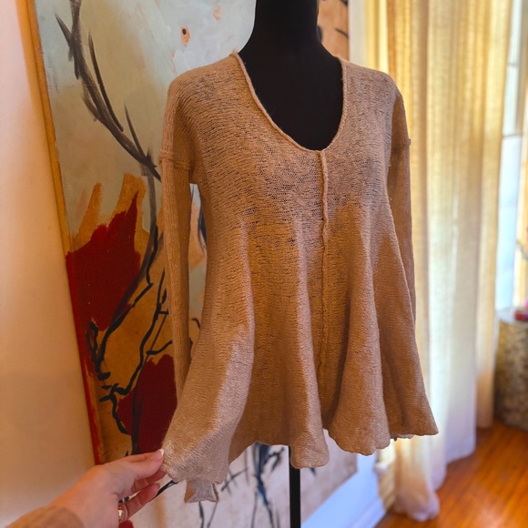 Free People, Neutral Beige Long Sleeve, Fine Gauge Pullover Swing Sweater Small - Picture 2 of 7